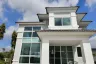 4 Bedroom House for Sale or Rent in Lam Pla Thio, Bangkok