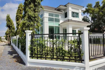4 Bedroom House for Sale or Rent in Lam Pla Thio, Bangkok
