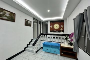 3 Bedroom House for rent in Na Kluea, Chonburi