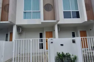 2 Bedroom Townhouse for rent in Chalong, Phuket