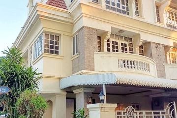 4 Bedroom House for sale in Taling Chan, Bangkok