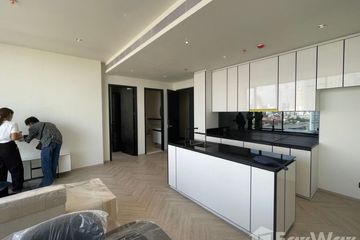 2 Bedroom Condo for sale in Bang Lamphu Lang, Bangkok near BTS Krung Thon Buri