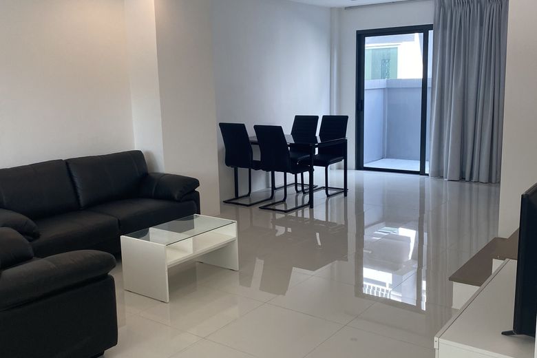 3 Bedroom Villa For Rent