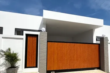 3 Bedroom Villa for sale in Rawai, Phuket