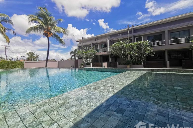 3 Bedroom Townhouse For Rent