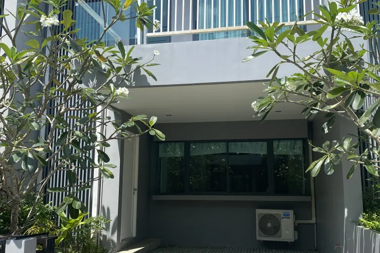 3 Bedroom Villa For Rent