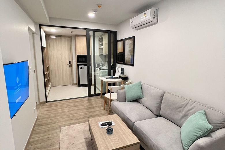 1 Bedroom Condo For Rent