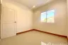 3 Bedroom Townhouse for sale in Khlong Sam, Pathum Thani