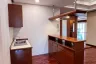 4 Bedroom Condo for sale in Mano Tower, Khlong Tan Nuea, Bangkok near BTS Phrom Phong
