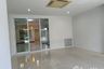 2 Bedroom Townhouse for sale in Talat Nuea, Phuket