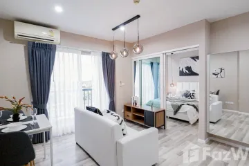 1 Bedroom Condo for sale in Bang Talat, Nonthaburi near MRT Si Rat