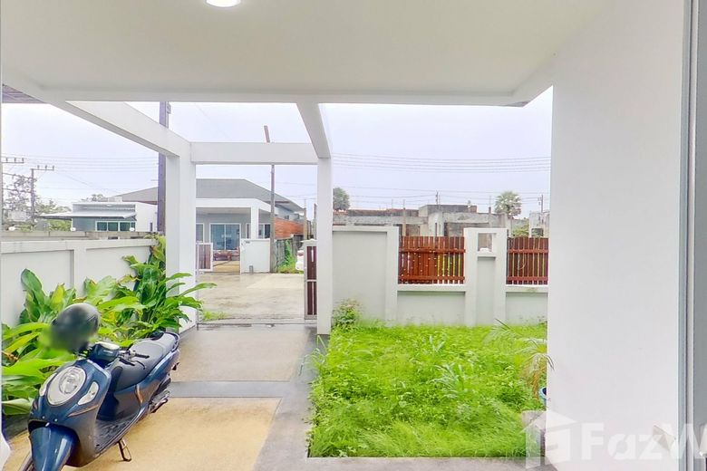 2 Bedroom House