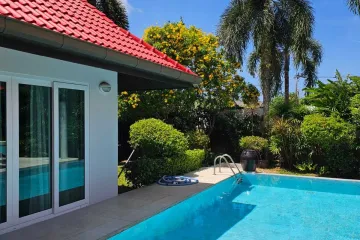 3 Bedroom Villa for sale in Rawai, Phuket