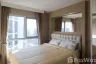 2 Bedroom Condo for sale in Huai Khwang, Bangkok near MRT Phra Ram 9