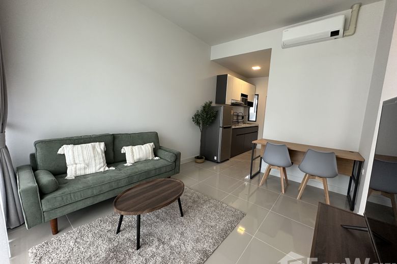 2 Bedroom Townhouse For Rent