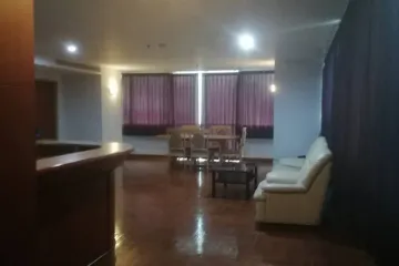 2 Bedroom Condo for sale in Khlong Toei Nuea, Bangkok near MRT Sukhumvit