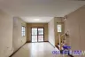 3 Bedroom Townhouse for sale in Sao Thong Hin, Nonthaburi
