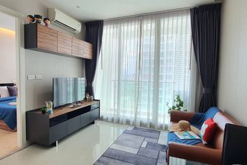 1 Bedroom Condo for sale in Huai Khwang, Bangkok