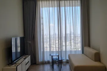 2 Bedroom Condo for sale in Bang Lamphu Lang, Bangkok near BTS Krung Thon Buri