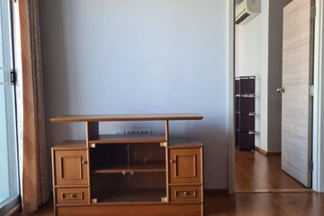 1 Bedroom Condo for sale in Khlong Ton Sai, Bangkok near BTS Wongwian Yai