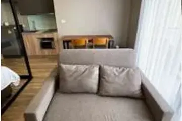 1 Bedroom Condo for sale in Yan Nawa, Bangkok near BTS Surasak