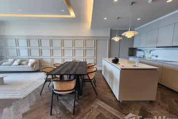 2 Bedroom Condo for sale in Lumpini, Bangkok near BTS Ratchadamri