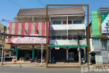 6 Bedroom Commercial for sale in Tha It, Uttaradit