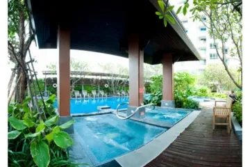 2 Bedroom Condo for sale in Makkasan, Bangkok near Airport Rail Link Makkasan