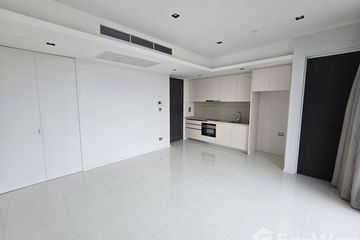 1 Bedroom Condo for sale in Thung Wat Don, Bangkok near BTS Surasak