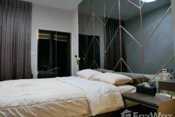 2 Bedroom Condo for sale in Wang Mai, Bangkok near MRT Sam Yan