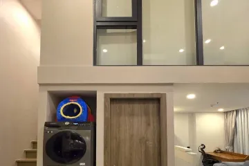 1 Bedroom Condo for sale in Rong Mueang, Bangkok near BTS National Stadium