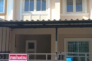 3 Bedroom Townhouse for sale in Khlong Sam, Pathum Thani