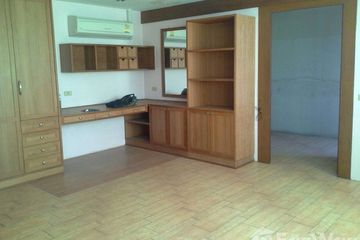 2 Bedroom Condo for sale in Khlong Toei Nuea, Bangkok near Airport Rail Link Makkasan