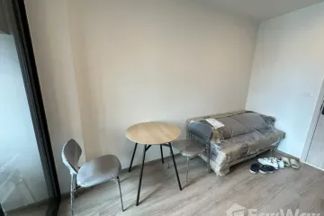 1 Bedroom Condo for sale in Huai Khwang, Bangkok near MRT Phra Ram 9