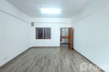 Condo for sale in Bang Khu Wat, Pathum Thani