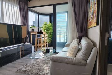 2 Bedroom Condo for sale in Bang Kapi, Bangkok near MRT Phetchaburi