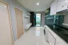 1 Bedroom Condo for sale in Din Daeng, Bangkok near MRT Huai Khwang