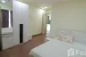 2 Bedroom Condo for sale in Bang Kapi, Bangkok near MRT Phetchaburi