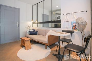 1 Bedroom Condo for sale in Pak Khlong Phasi Charoen, Bangkok near MRT Bang Wa