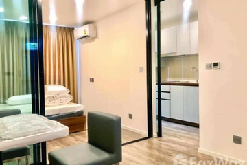 1 Bedroom Condo for sale in Chom Phon, Bangkok near MRT Chankasem