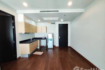 1 Bedroom Condo for sale in Lumpini, Bangkok near BTS Chit Lom
