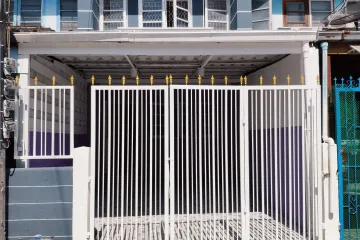 3 Bedroom Townhouse for sale in Khlong Nueng, Pathum Thani