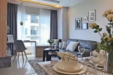 1 Bedroom Condo for sale in Huai Khwang, Bangkok near MRT Thailand Cultural Centre