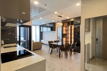 2 Bedroom Condo for sale in Huai Khwang, Bangkok near MRT Phra Ram 9
