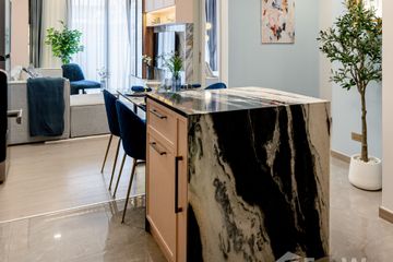 2 Bedroom Condo for sale in Huai Khwang, Bangkok near MRT Phra Ram 9