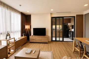 2 Bedroom Condo for sale in Taka Haus Ekamai 12, Khlong Tan Nuea, Bangkok near BTS Ekkamai