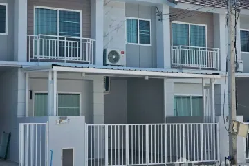 3 Bedroom Townhouse for rent in San Klang, Chiang Mai