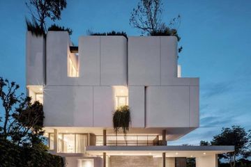 4 Bedroom House for sale in Hua Mak, Bangkok