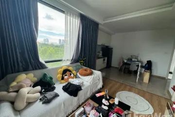 1 Bedroom Condo for sale in Bang Kapi, Bangkok