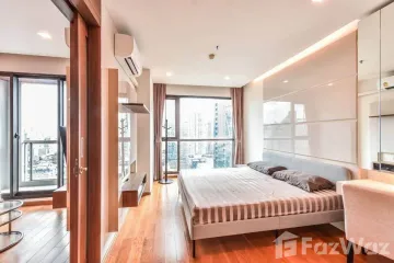 1 Bedroom Condo for sale in Silom, Bangkok near BTS Saint Louis